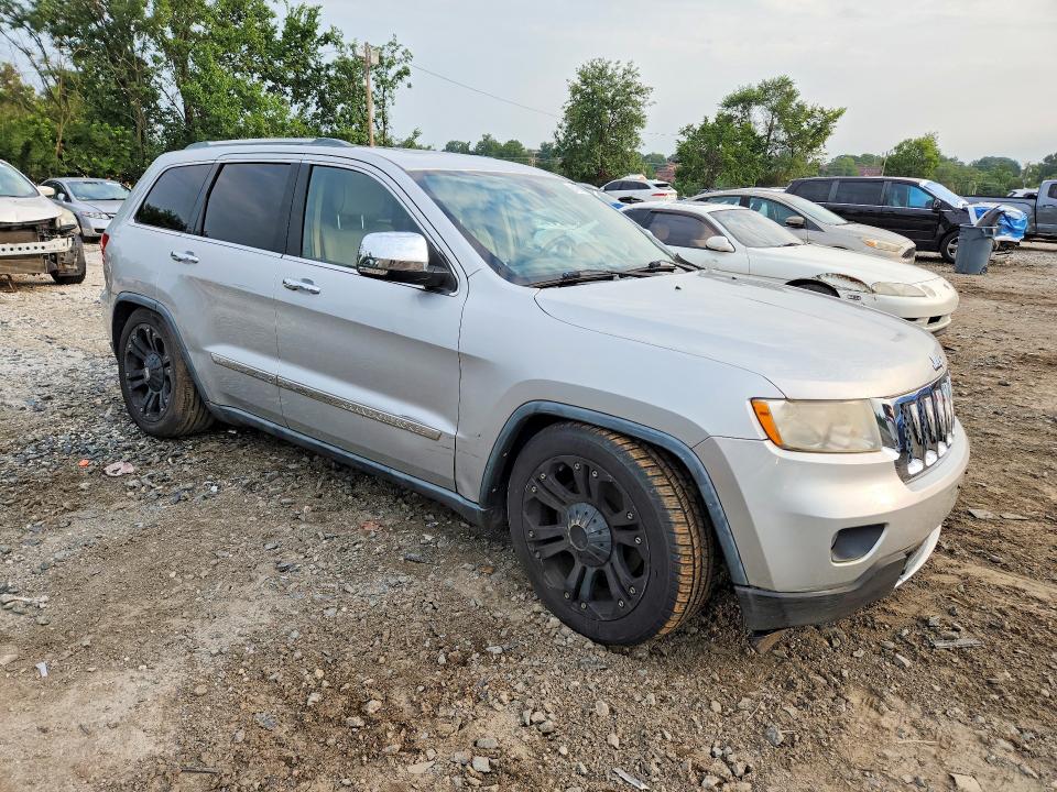 64158146 :رقم المزاد ، 1J4RR6GT4BC607675 vin ، 2011 Jeep Grand Cherokee مزاد بيع