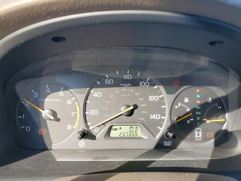 2001 Honda Accord მანქანა იყიდება აუქციონზე, vin: 1HGCG16591A063547, აუქციონის ნომერი: 65150376