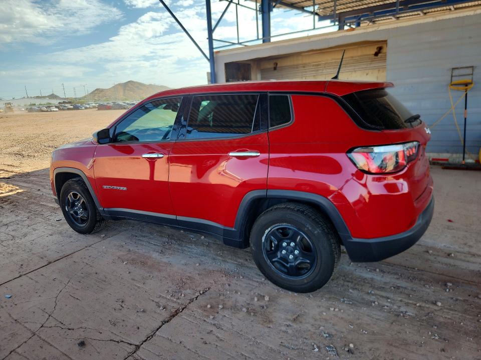 63700306 :رقم المزاد ، 3C4NJCAB2JT368950 vin ، 2018 Jeep Compass مزاد بيع