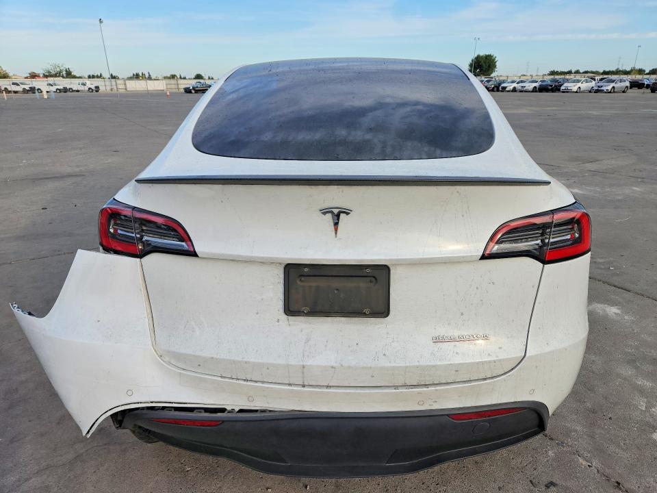 Продаж на аукціоні авто 2021 Tesla Model Y, vin: 5YJYGDEF2MF137015, номер лоту: 64760756