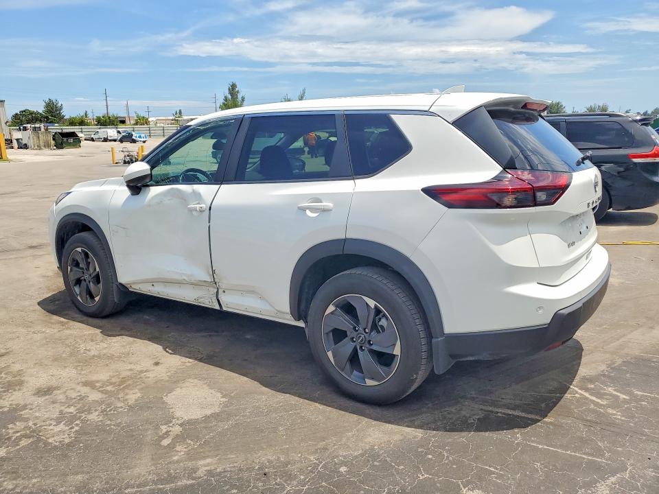 Продаж на аукціоні авто 2026 Nissan Rogue, vin: 5N1BT3BA8TC670966, номер лоту: 63880116