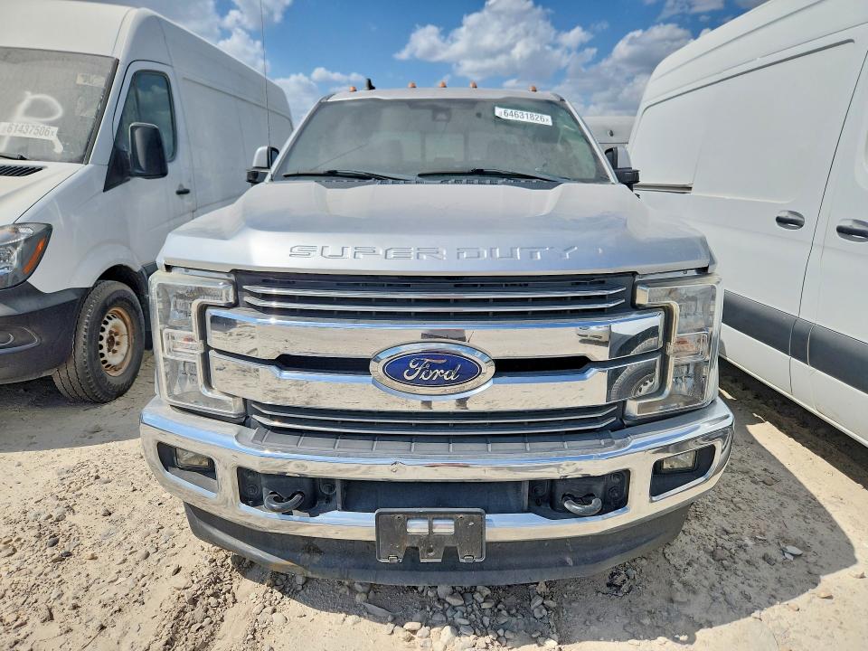 2019 Ford F350 მანქანა იყიდება აუქციონზე, vin: 1FT8W3DT2KEC22939, აუქციონის ნომერი: 64631826
