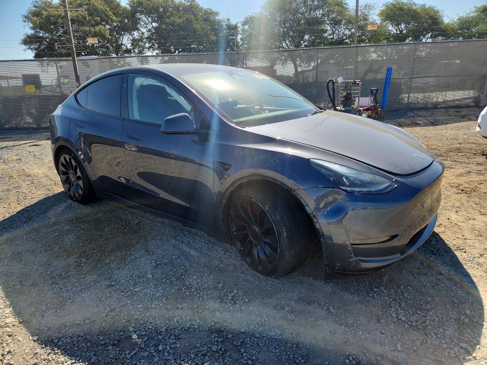 61452616 :رقم المزاد ، 7SAYGDEFXPF921126 vin ، 2023 Tesla Model Y مزاد بيع