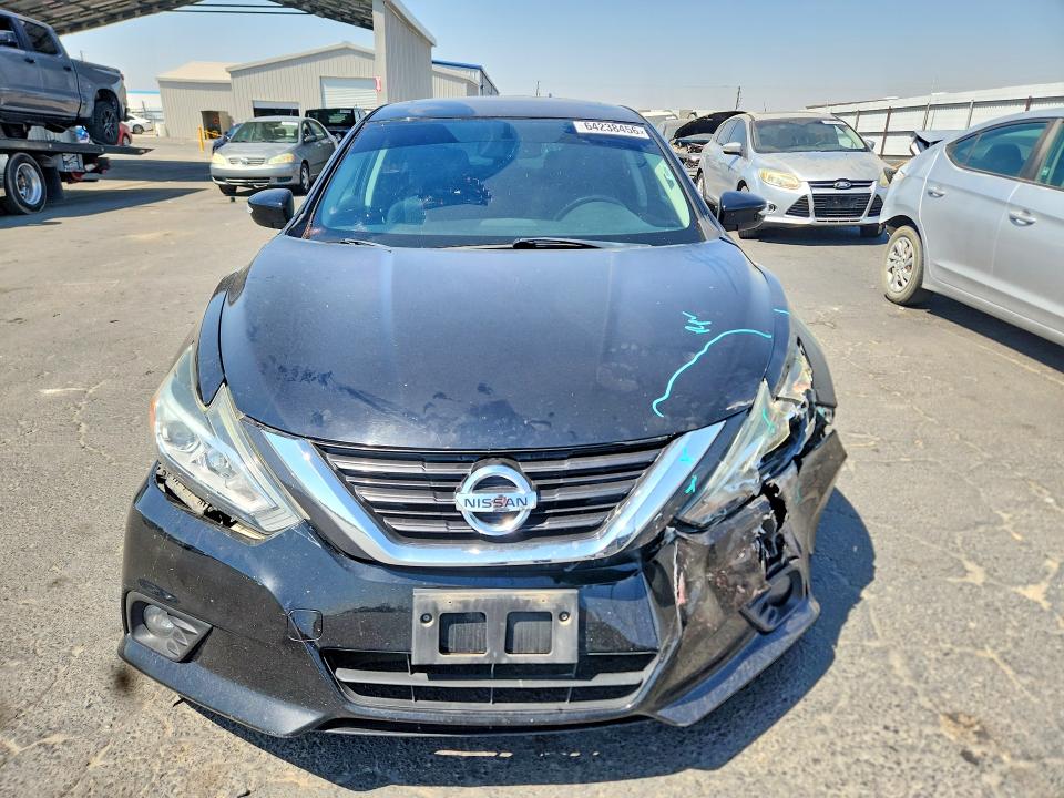 Продажа на аукционе авто 2018 Nissan Altima, vin: 1N4AL3AP0JC221581, номер лота: 64238456