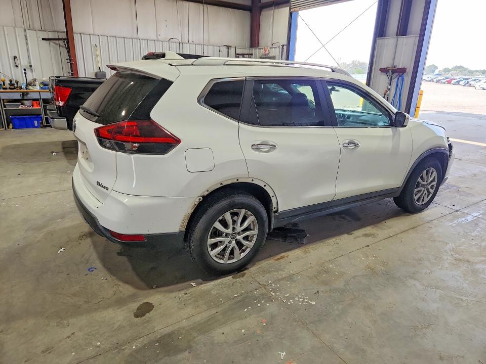 Продажа на аукционе авто 2018 Nissan Rogue, vin: KNMAT2MV1JP546778, номер лота: 64594396
