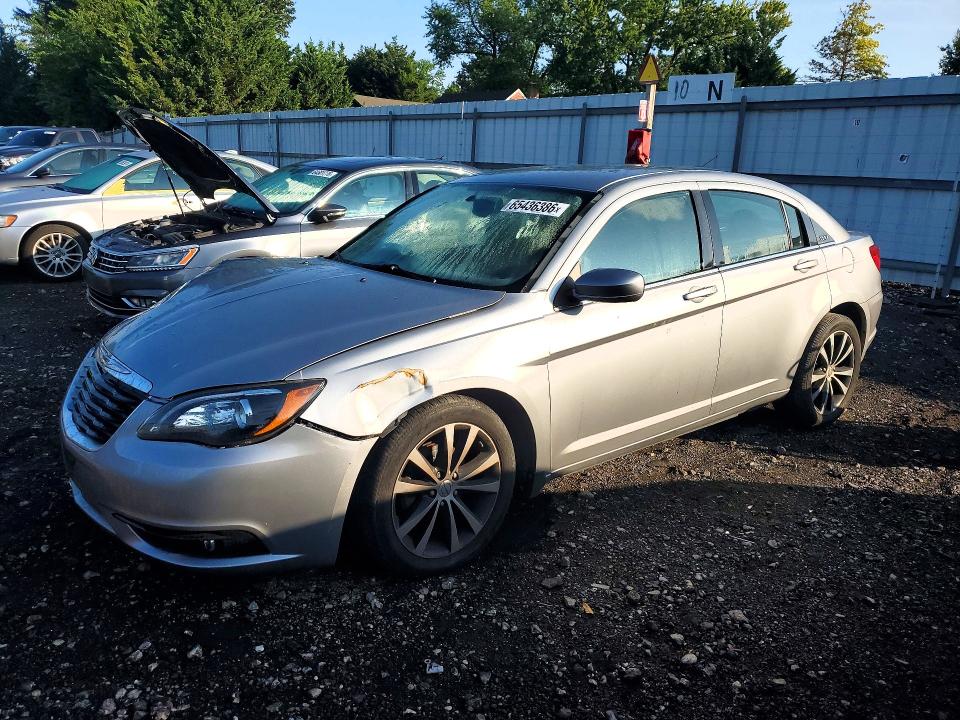 2013 Chrysler 200 მანქანა იყიდება აუქციონზე, vin: 1C3CCBCG1DN578209, აუქციონის ნომერი: 65436386