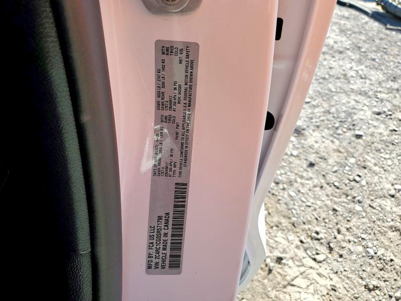 Продаж на аукціоні авто 2025 Chrysler Voyager, vin: 2C4RC1CG0SR571798, номер лоту: 65529176