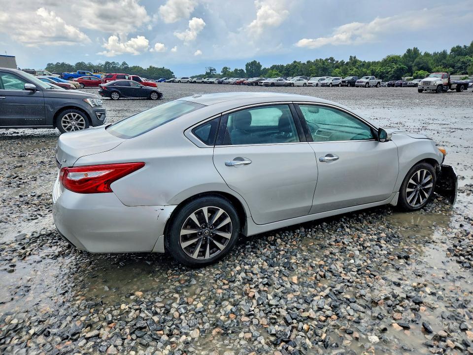 2016 Nissan Altima მანქანა იყიდება აუქციონზე, vin: 1N4AL3AP3GC281606, აუქციონის ნომერი: 63235846