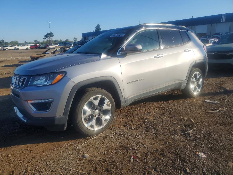 66540486 :رقم المزاد ، 3C4NJDCB5JT424009 vin ، 2018 Jeep Compass مزاد بيع