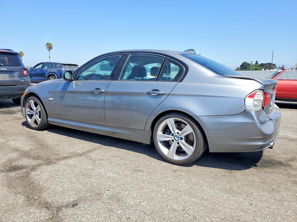 59810556 :رقم المزاد ، WBAPM5G59BNN00534 vin ، 2011 Bmw 335 مزاد بيع