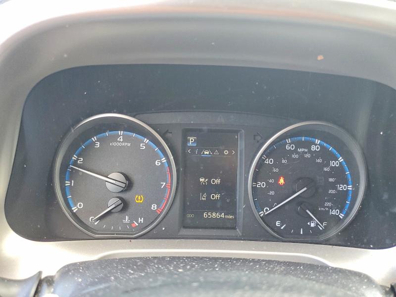 2018 Toyota Rav4 მანქანა იყიდება აუქციონზე, vin: JTMBFREV2JD251340, აუქციონის ნომერი: 66302506