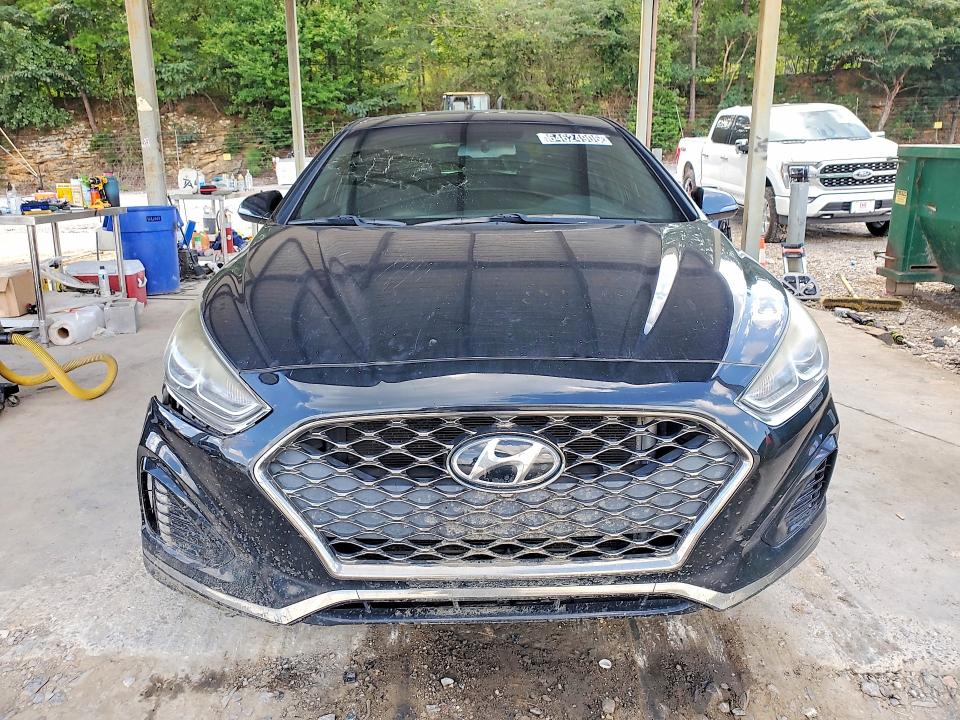 2018 Hyundai Sonata მანქანა იყიდება აუქციონზე, vin: 5NPE34AF2JH689616, აუქციონის ნომერი: 64624906
