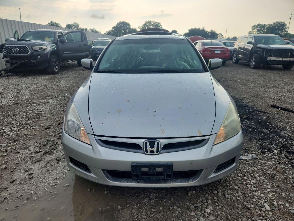 2007 Honda Accord მანქანა იყიდება აუქციონზე, vin: 1HGCM66557A035775, აუქციონის ნომერი: 64597616