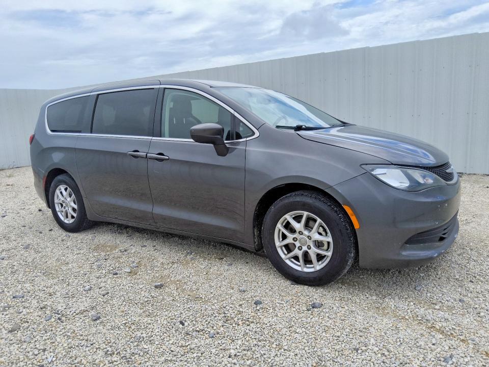 2020 Chrysler Voyager მანქანა იყიდება აუქციონზე, vin: 2C4RC1CG6LR237471, აუქციონის ნომერი: 63121366