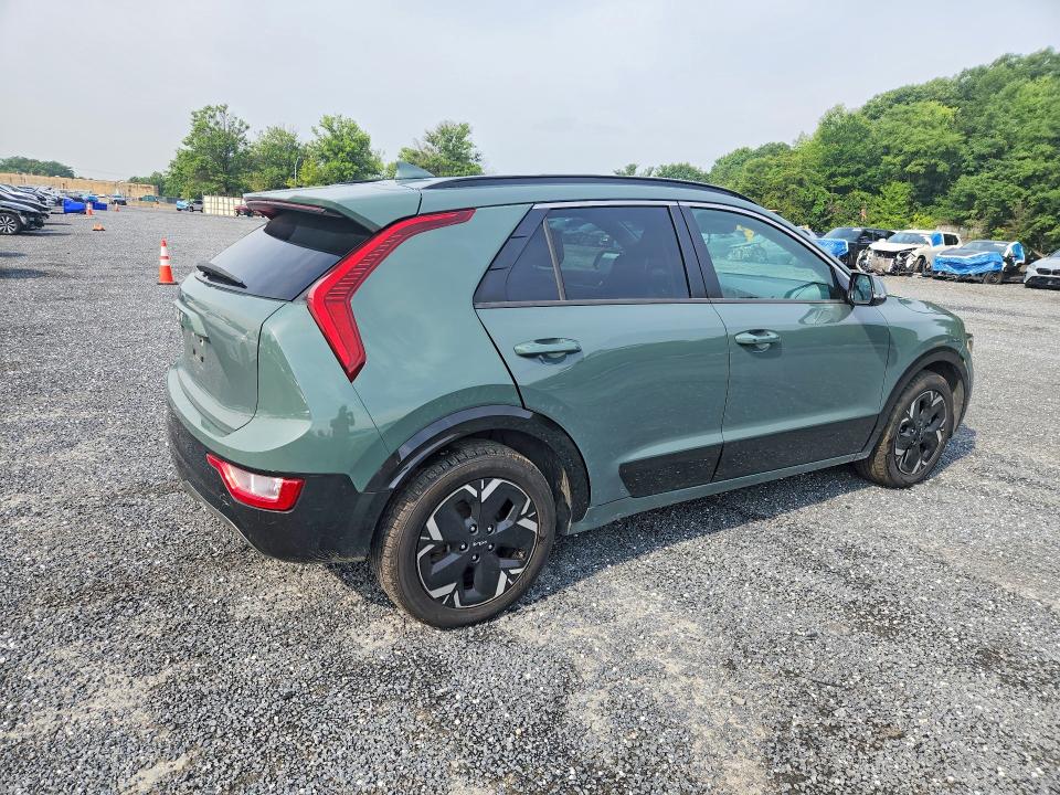 64092216 :رقم المزاد ، KNDCR3L18P5050005 vin ، 2023 Kia Niro مزاد بيع