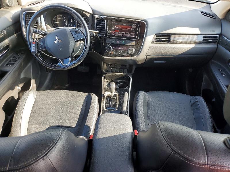 2018 Mitsubishi Outlander მანქანა იყიდება აუქციონზე, vin: JA4AD3A38JZ004565, აუქციონის ნომერი: 64920536