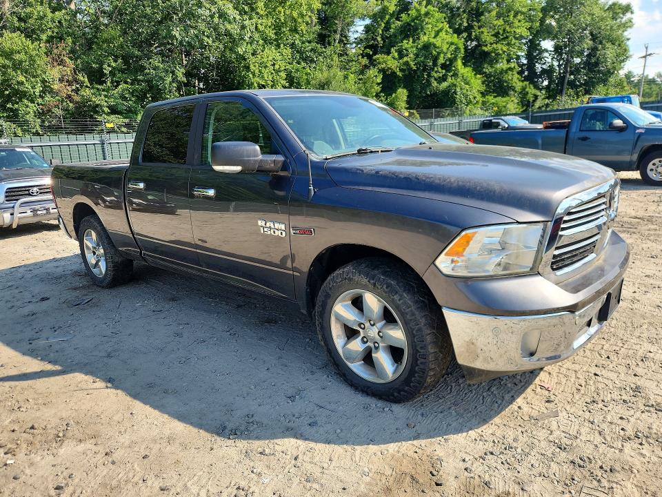 64542436 :رقم المزاد ، 1C6RR7TM5FS718670 vin ، 2015 Ram 1500 مزاد بيع