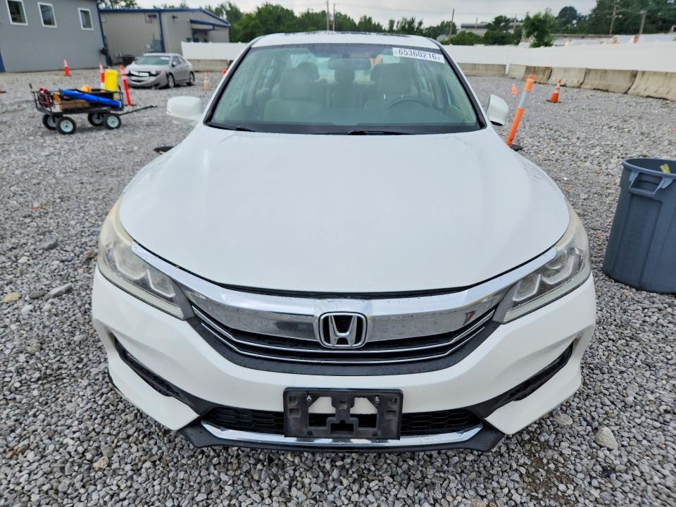 Продаж на аукціоні авто 2016 Honda Accord, vin: 1HGCR3F86GA002620, номер лоту: 65360216