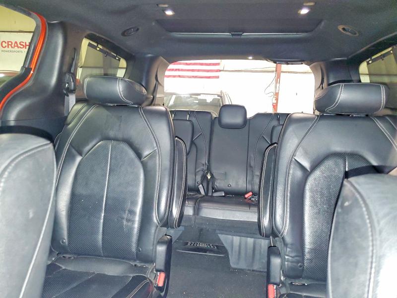 Продажа на аукционе авто 2018 Chrysler Pacifica, vin: 2C4RC1EG1JR258254, номер лота: 62398226