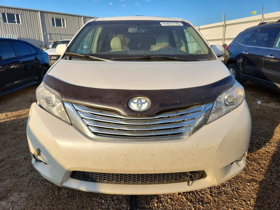 Aukcja sprzedaży 2011 Toyota Sienna, vin: 5TDDK3DC0BS017933, numer aukcji: 65823176