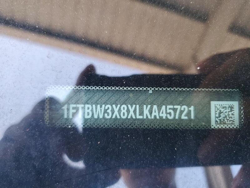 64972306 :رقم المزاد ، 1FTBW3X8XLKA45721 vin ، 2020 Ford Transit مزاد بيع