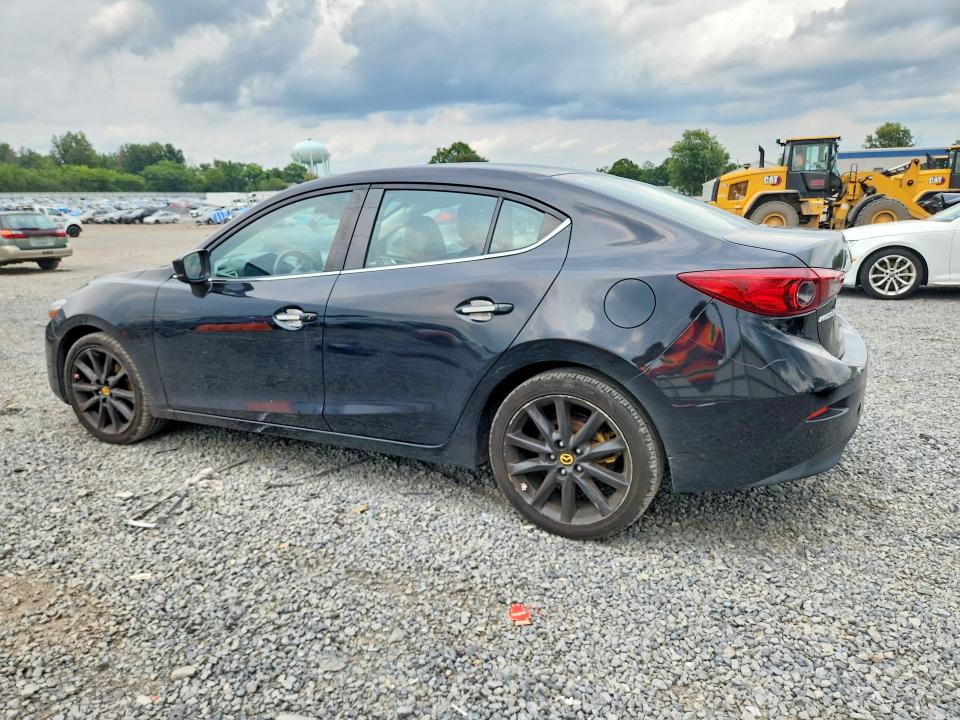 64354436 :رقم المزاد ، JM1BN1V75H1105337 vin ، 2017 Mazda 3 مزاد بيع