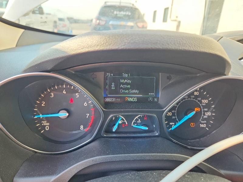 64304836 :رقم المزاد ، 1FMCU9GD7JUB38526 vin ، 2018 Ford Escape مزاد بيع