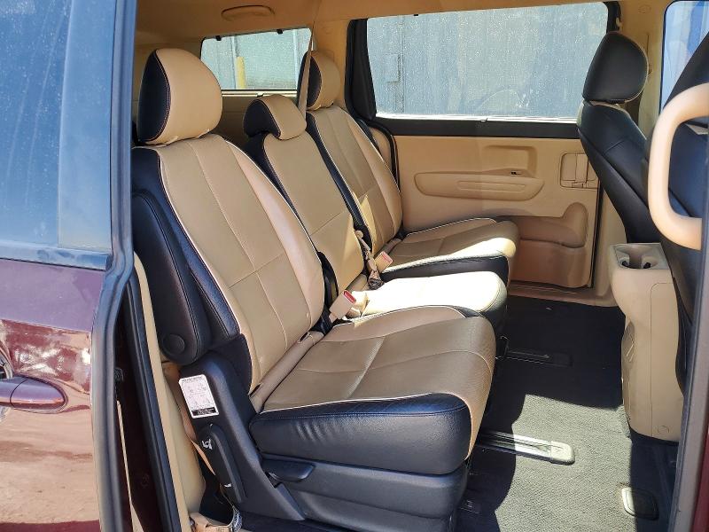 Продажа на аукционе авто 2017 Kia Sedona, vin: KNDMB5C1XH6321033, номер лота: 63869166