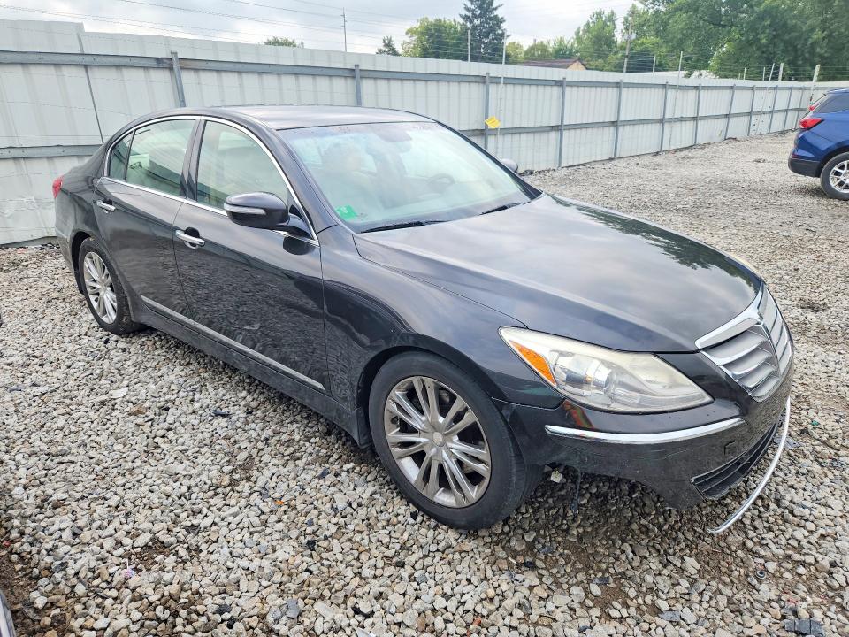 64236096 :رقم المزاد ، KMHGC4DD4EU259547 vin ، 2014 Hyundai Genesis مزاد بيع