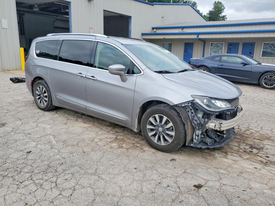 Продаж на аукціоні авто 2020 Chrysler Pacifica, vin: 2C4RC1EG4LR203493, номер лоту: 64217386