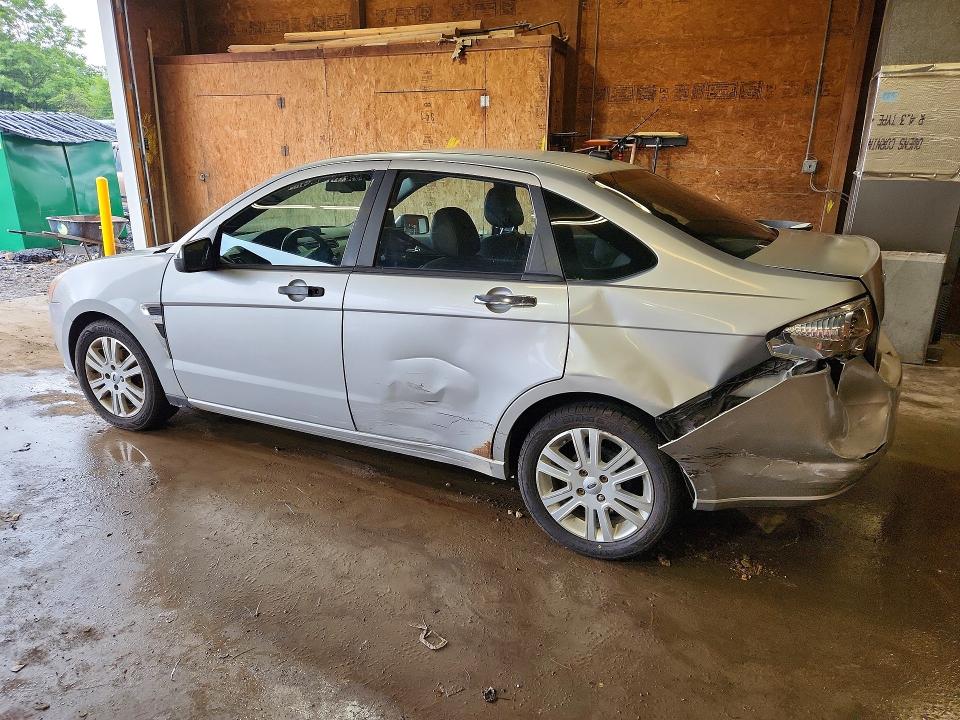 64110076 :رقم المزاد ، 1FAHP37N39W151416 vin ، 2009 Ford Focus مزاد بيع