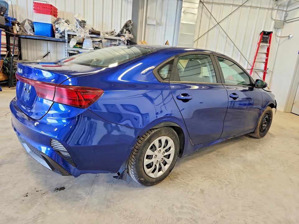 2023 Kia Forte მანქანა იყიდება აუქციონზე, vin: 3KPF24AD0PE577268, აუქციონის ნომერი: 64413716