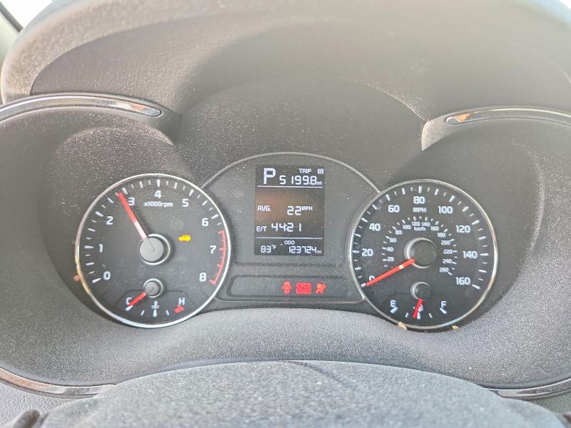 2017 Kia Forte მანქანა იყიდება აუქციონზე, vin: 3KPFK4A79HE156693, აუქციონის ნომერი: 64225566