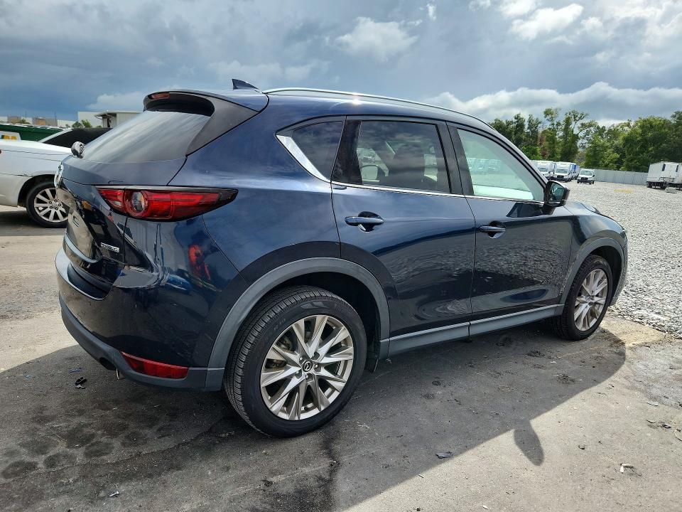 Продаж на аукціоні авто 2021 Mazda Cx-5, vin: JM3KFADM6M1376025, номер лоту: 67248046