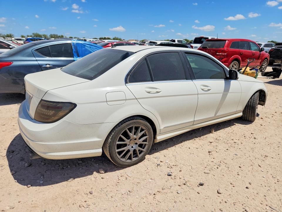 64141496 :رقم المزاد ، WDDGF54X39R041254 vin ، 2009 Mercedes-benz C مزاد بيع