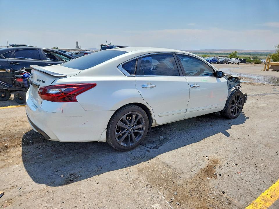 Продажа на аукционе авто 2018 Nissan Altima, vin: 1N4AL3AP0JC258789, номер лота: 63371656