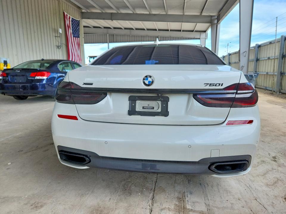 67431056 :رقم المزاد ، WBA7F2C50KB240444 vin ، 2019 Bmw 750 مزاد بيع