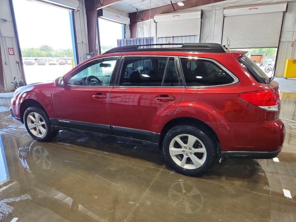 Продаж на аукціоні авто 2014 Subaru Outback, vin: 4S4BRCCC4E3258058, номер лоту: 64824556