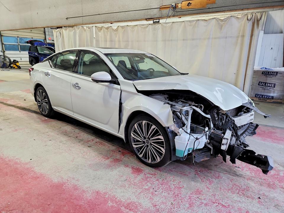 Auction sale of the 2023 Nissan Altima, vin: 1N4BL4EV4PN356708, lot number: 63609756