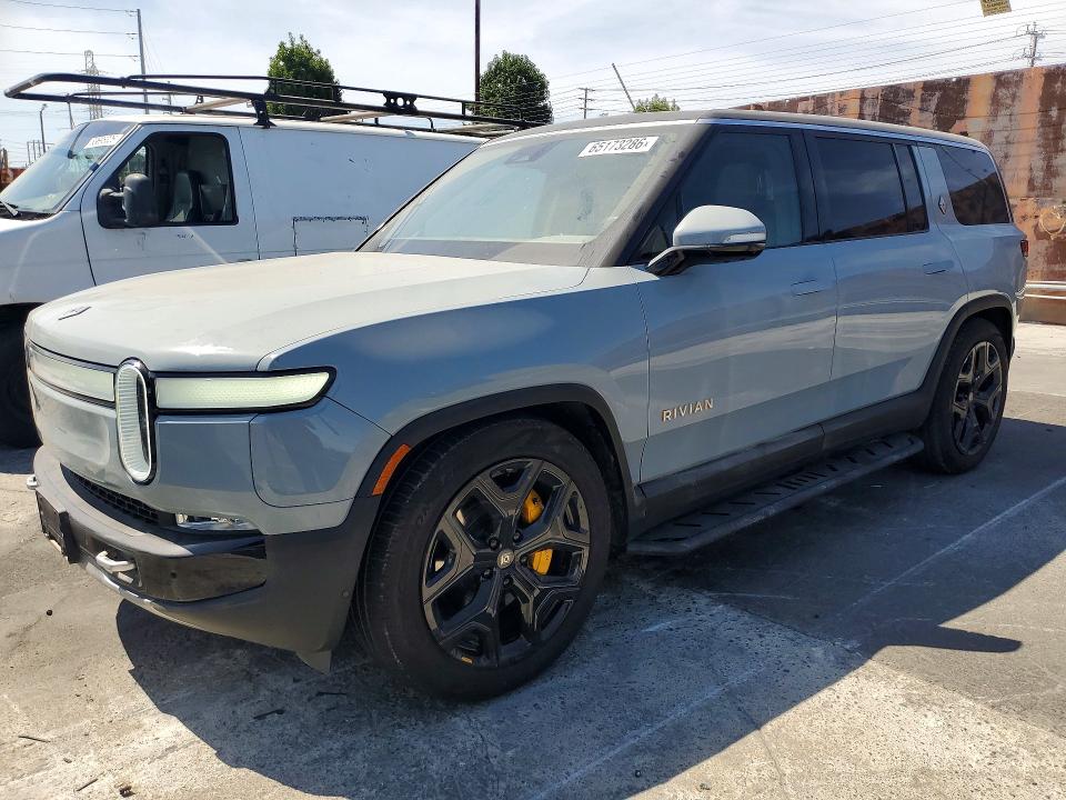 Продажа на аукционе авто 2023 Rivian R1s, vin: 7PDSGABA8PN029509, номер лота: 65173286