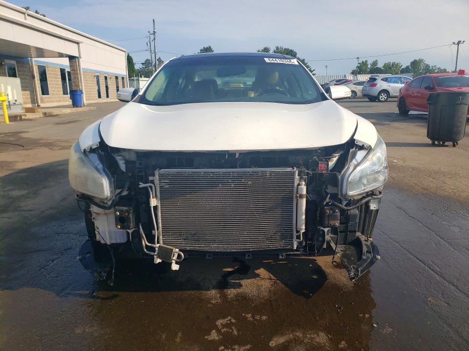 64410346 :رقم المزاد ، 1N4AA5AP4BC860050 vin ، 2011 Nissan Maxima مزاد بيع