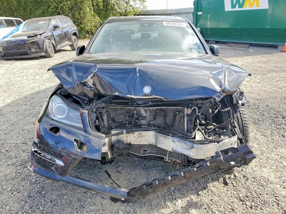 66580386 :رقم المزاد ، WDDGF8AB5DR298712 vin ، 2013 Mercedes-benz C مزاد بيع