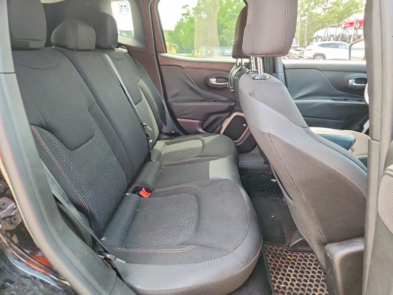 63670946 :رقم المزاد ، ZACCJBBT0GPD62010 vin ، 2016 Jeep Renegade مزاد بيع