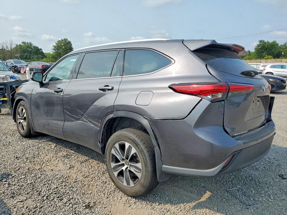 Продаж на аукціоні авто 2021 Toyota Highlander, vin: 5TDGZRBHXMS543290, номер лоту: 64918656
