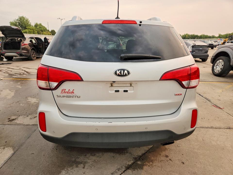 Продажа на аукционе авто 2015 Kia Sorento, vin: 5XYKTDA71FG550670, номер лота: 63363546