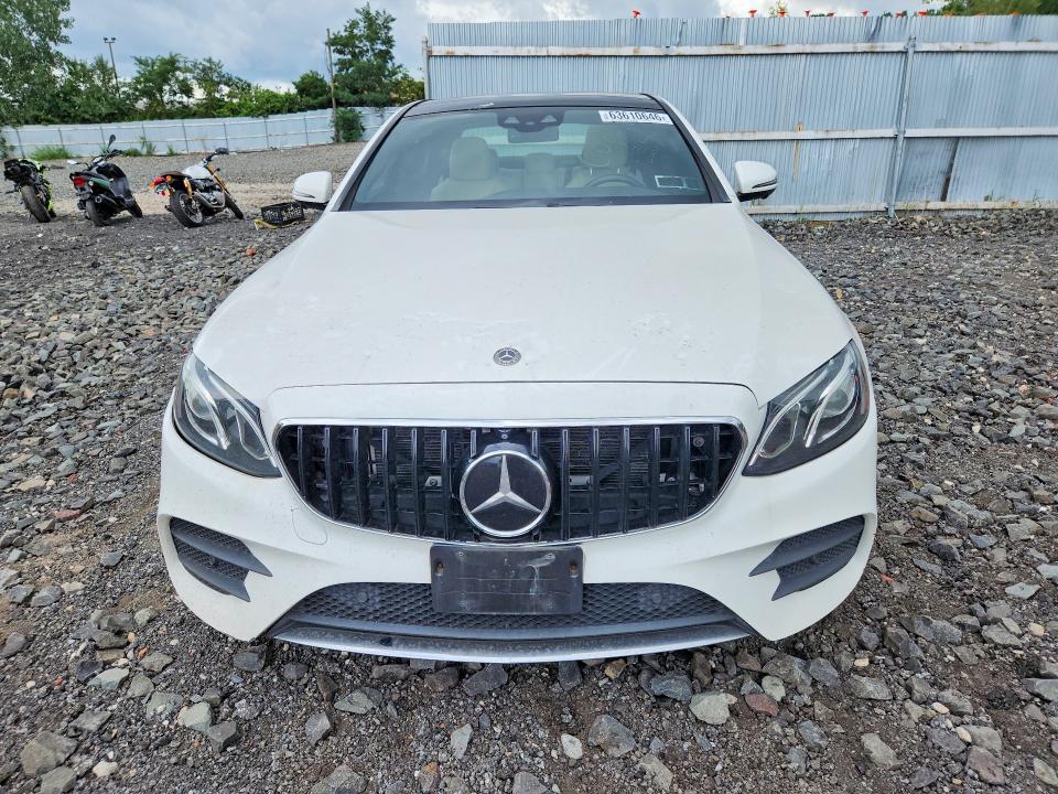 Продаж на аукціоні авто 2019 Mercedes-benz E, vin: WDDZF4KBXKA627982, номер лоту: 63610646