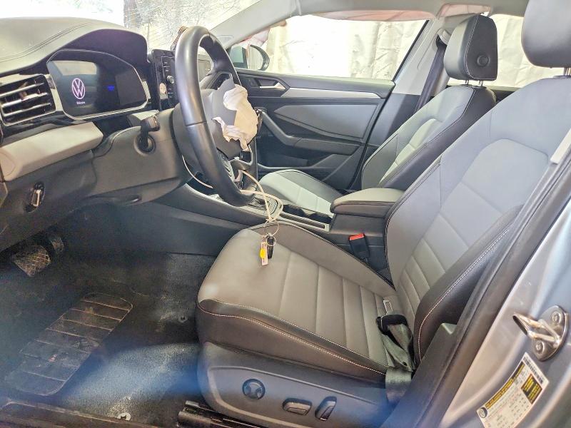 64017956 :رقم المزاد ، 3VW7X7BU8SM010579 vin ، 2025 Volkswagen Jetta مزاد بيع