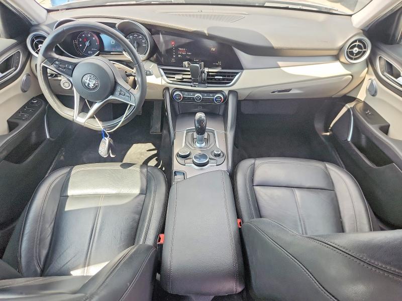 Aukcja sprzedaży 2018 Alfa Romeo Giulia, vin: ZARFAEEN3J7575832, numer aukcji: 63914166