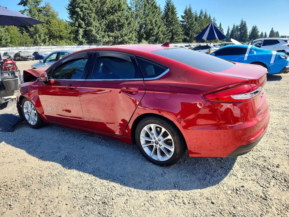 Продажа на аукционе авто 2019 Ford Fusion, vin: 3FA6P0LU0KR179718, номер лота: 65933916