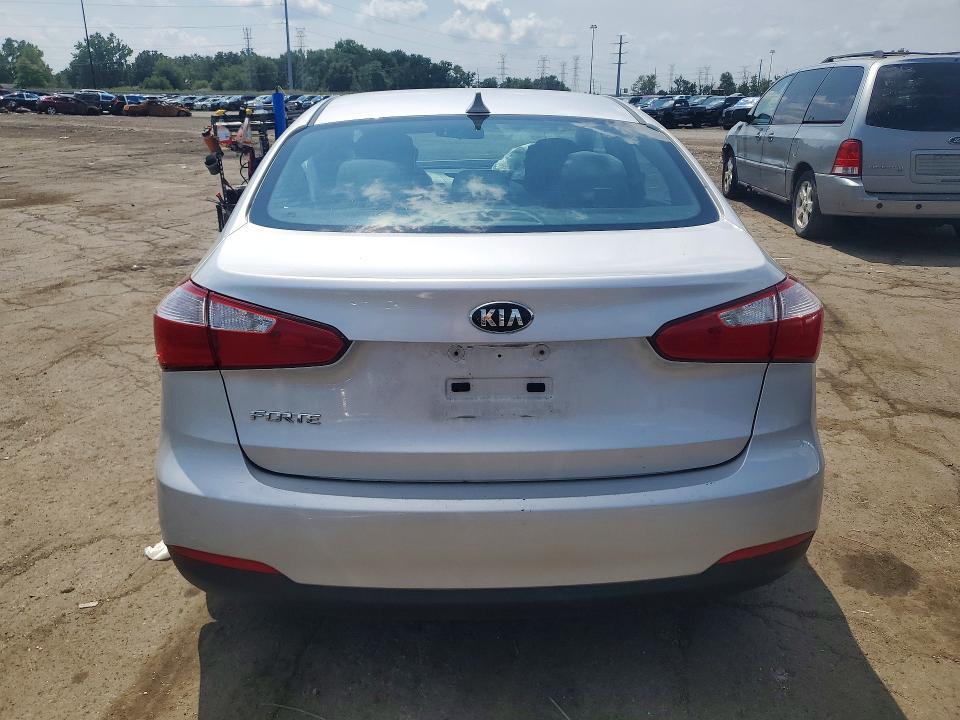 2016 Kia Forte მანქანა იყიდება აუქციონზე, vin: KNAFK4A63G5532433, აუქციონის ნომერი: 63844476
